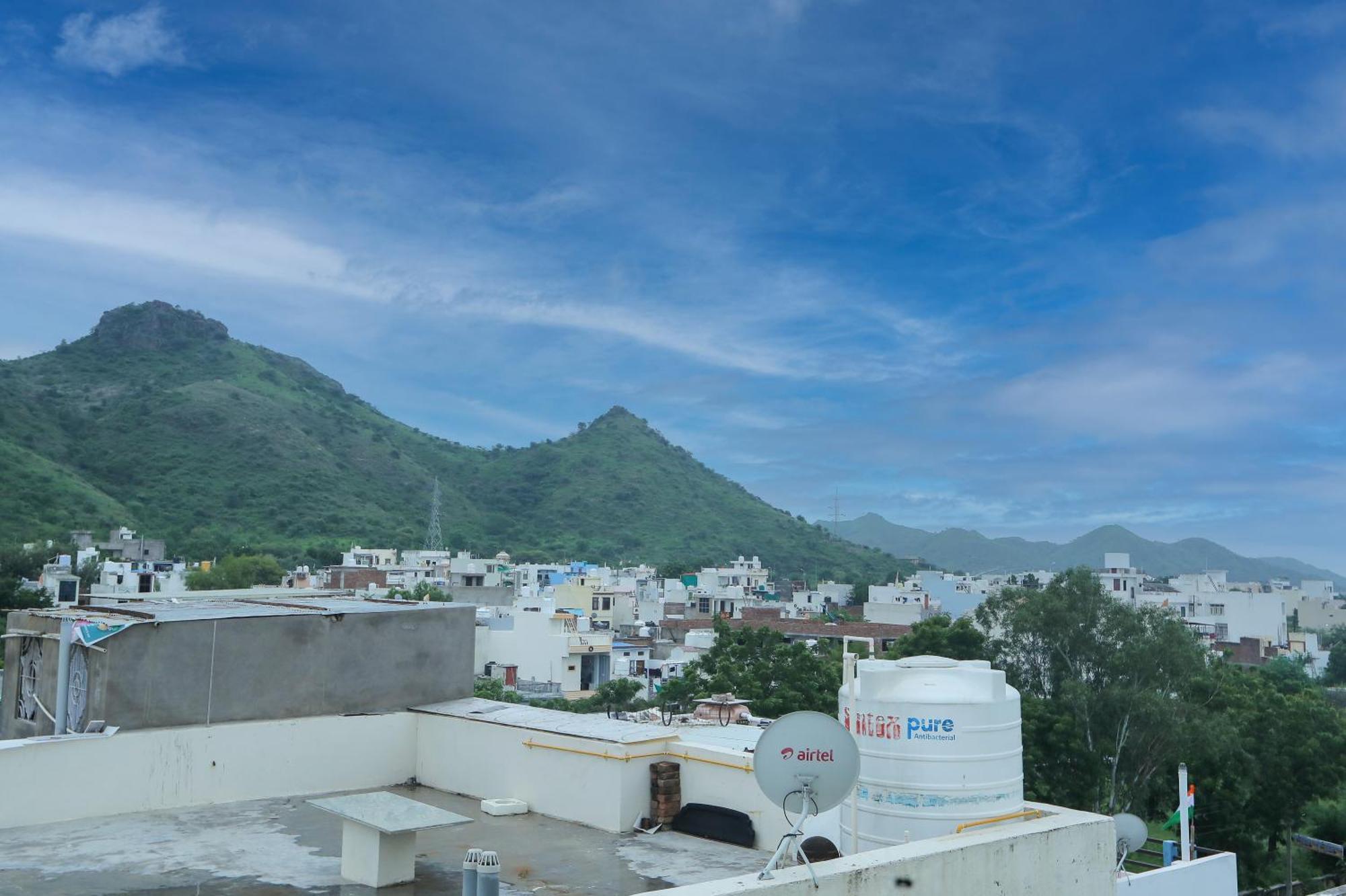Aparthotel Chitrakoot Residency Udajpur Zewnętrze zdjęcie